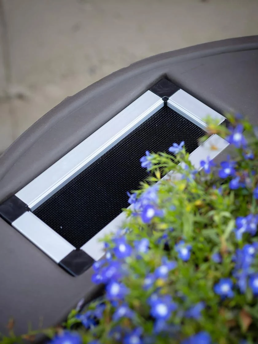 Round Rain Barrel With Planter, 35 Gallons 2 Round Rain Barrel With Planter, 35 Gallons - Image 2